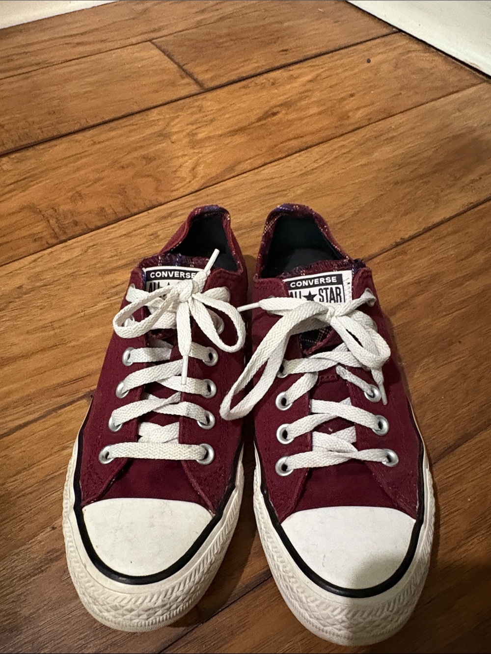 Converse Low Top Sneakers - Maroon and White